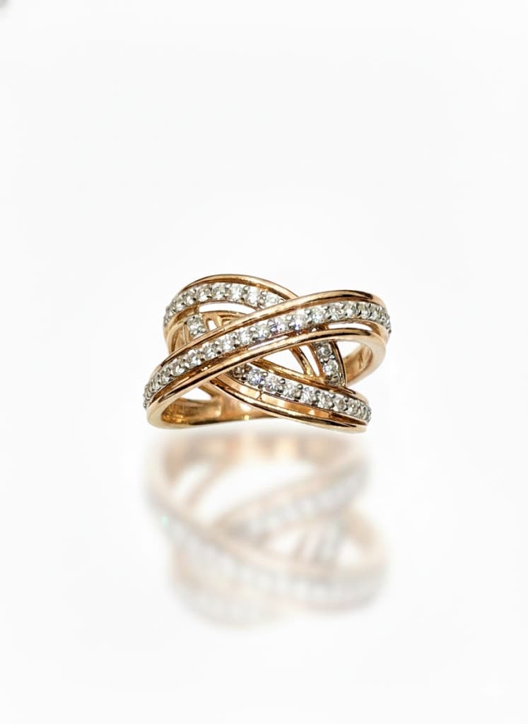 14k Gold Criss-Cross Diamond Statement Ring