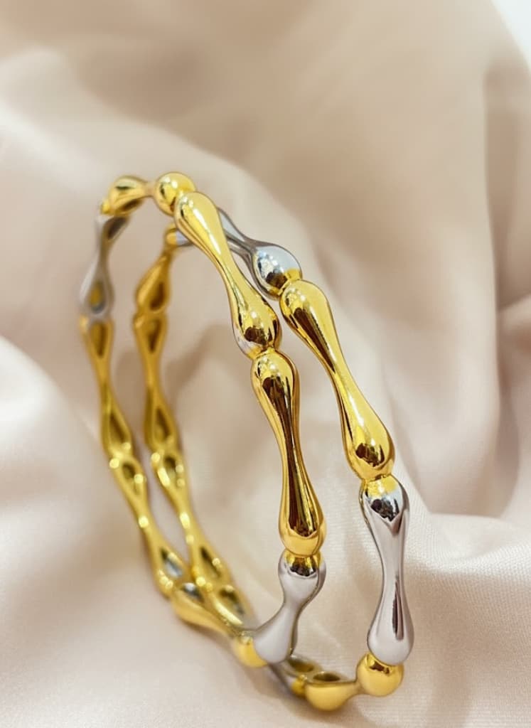  Interlocking Bracelet - Image 3