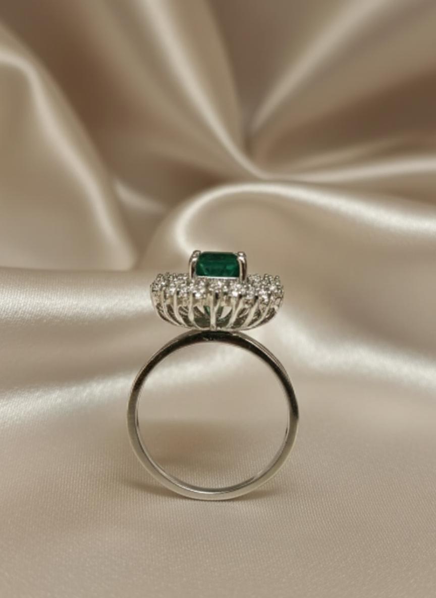 Green Center Cz Halo Statement Ring - Image 3