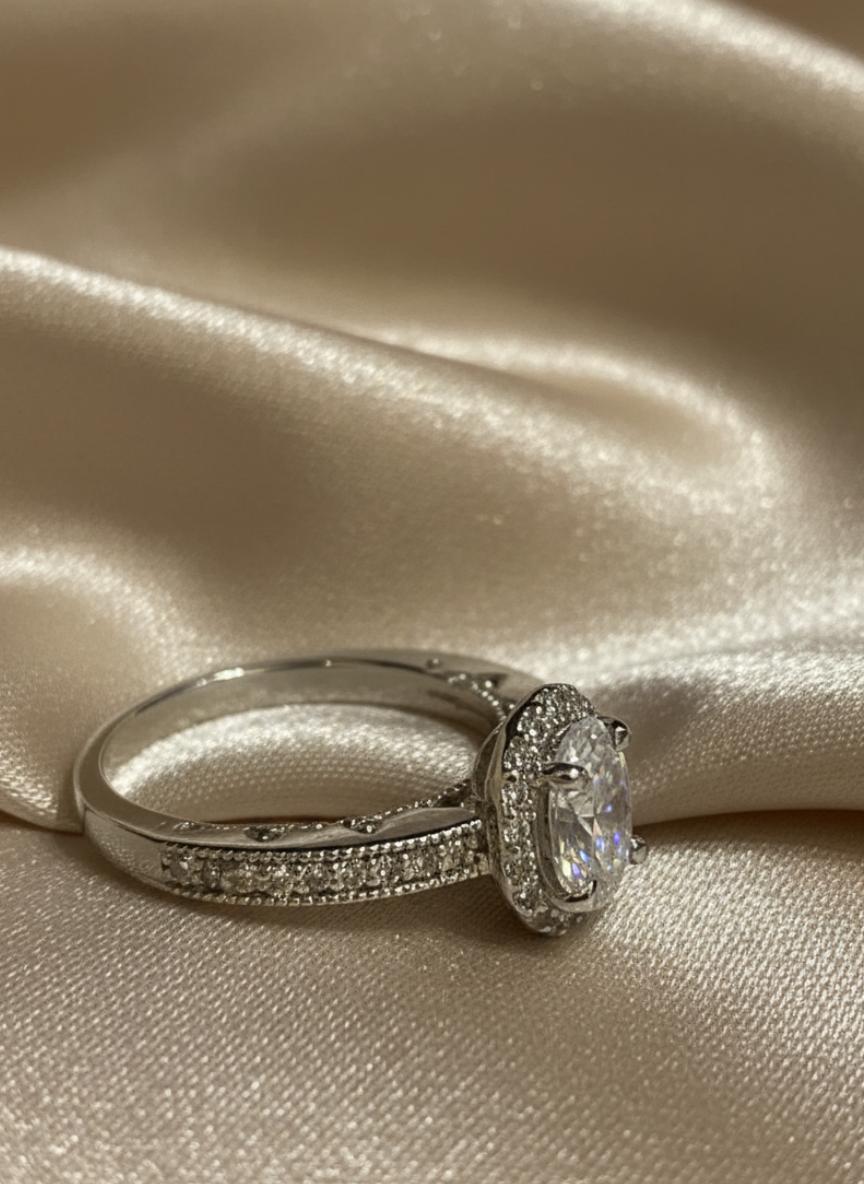 Oval Cubic Zirconia Halo Vintage Style Ring - Image 2