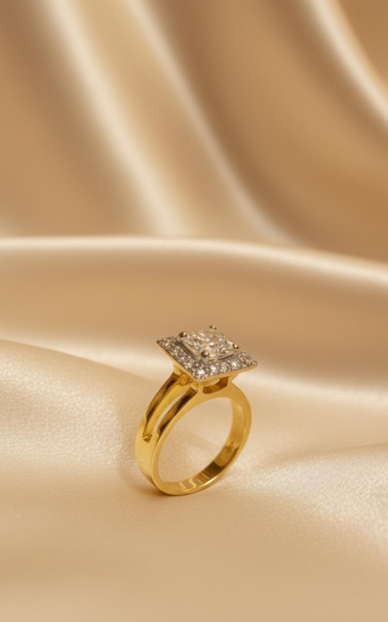 Square Luxury Halo Ring - Image 4