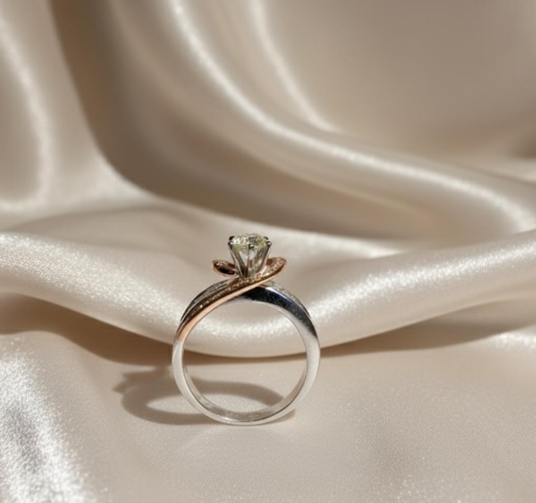 Round Princess Cut Diamond Ring - Image 2