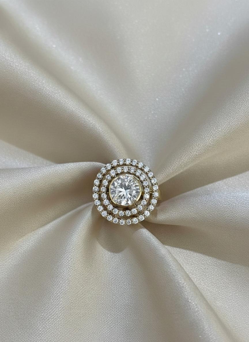 Antique Style Concentric Halo Cluster Ring