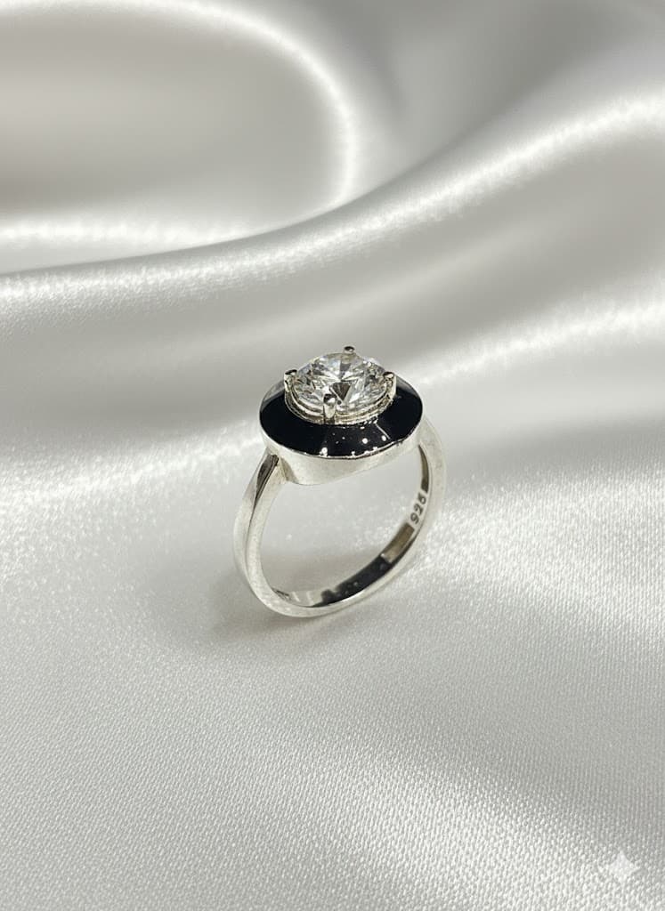 Black Bezel Cubic Zirconia Ring. - Image 3