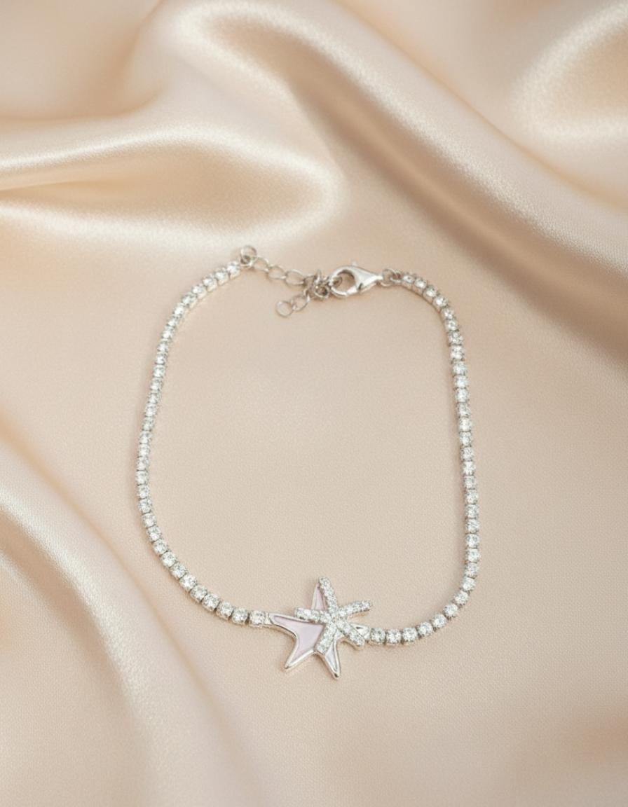 Dainty Star Accent Cubic Zirconia Line Bracelet In Silver