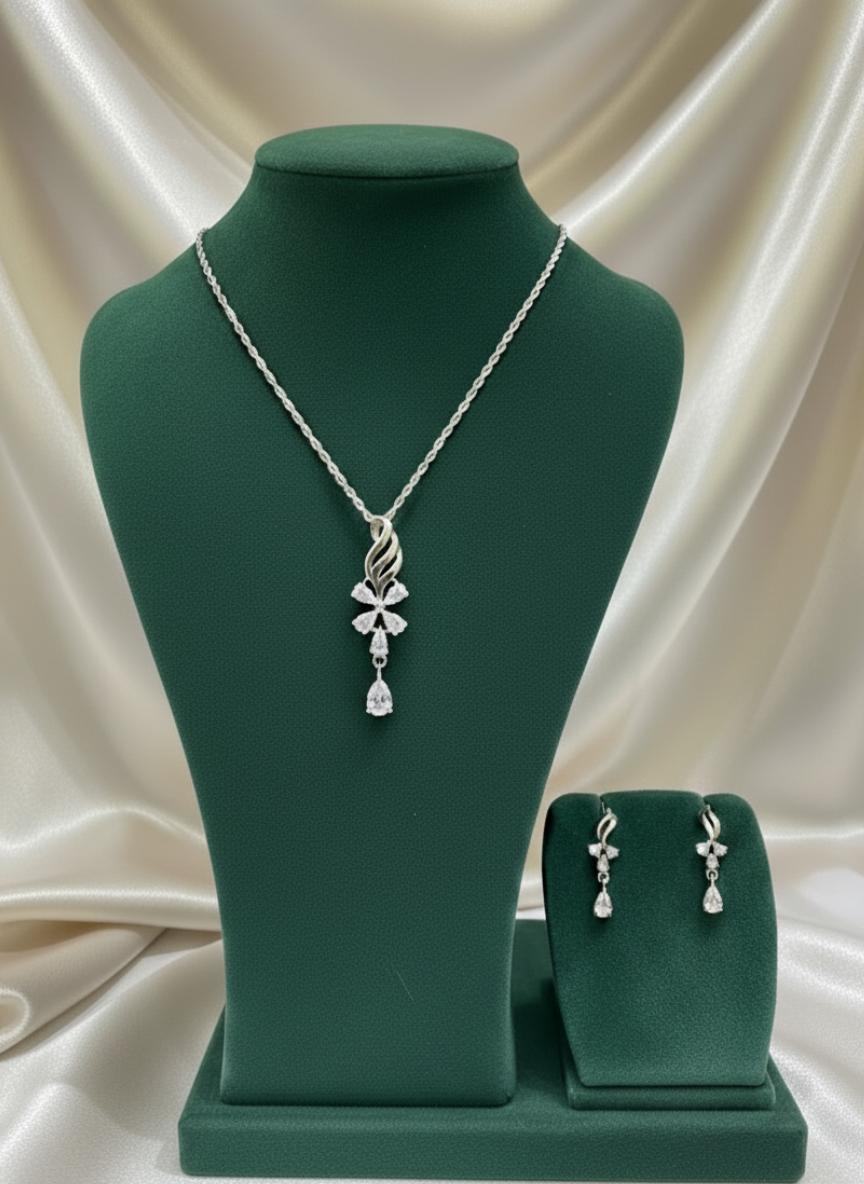 Elegant Cubic Zirconia Cluster Dangle Silver Necklace