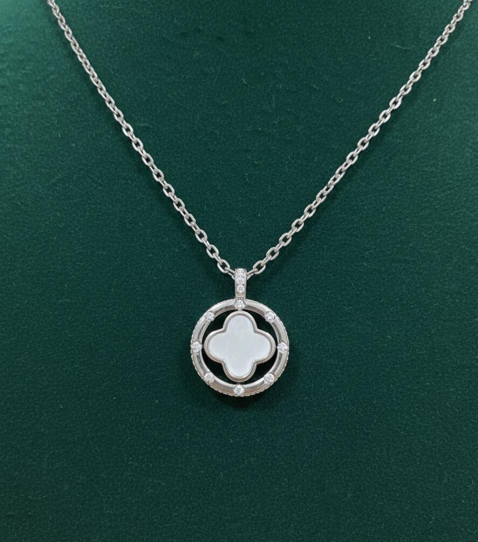 Mother Of Pearl Flower Cubic Zirconia Pendant Silver - Image 3