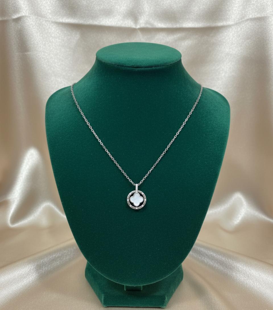 Mother Of Pearl Flower Cubic Zirconia Pendant Silver