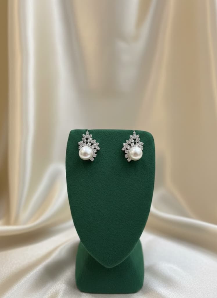 Royal Pearl Stud Earrings