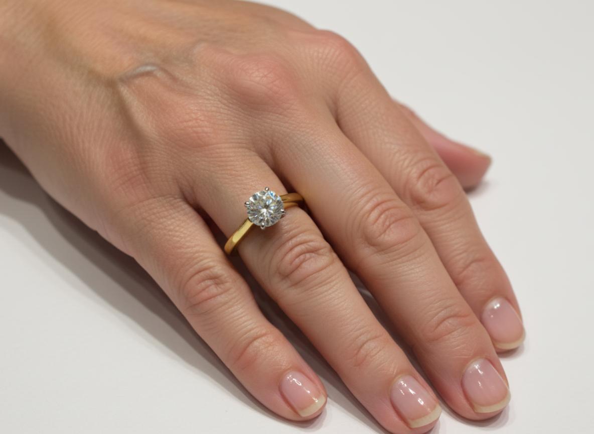 Round Cut Cubic Zirconia Solitaire Ring  - Image 4