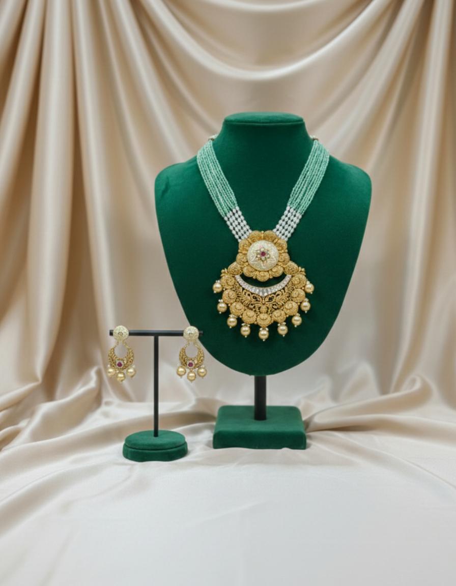 Traditional Indian Heritage & Pearl Jewellery Set