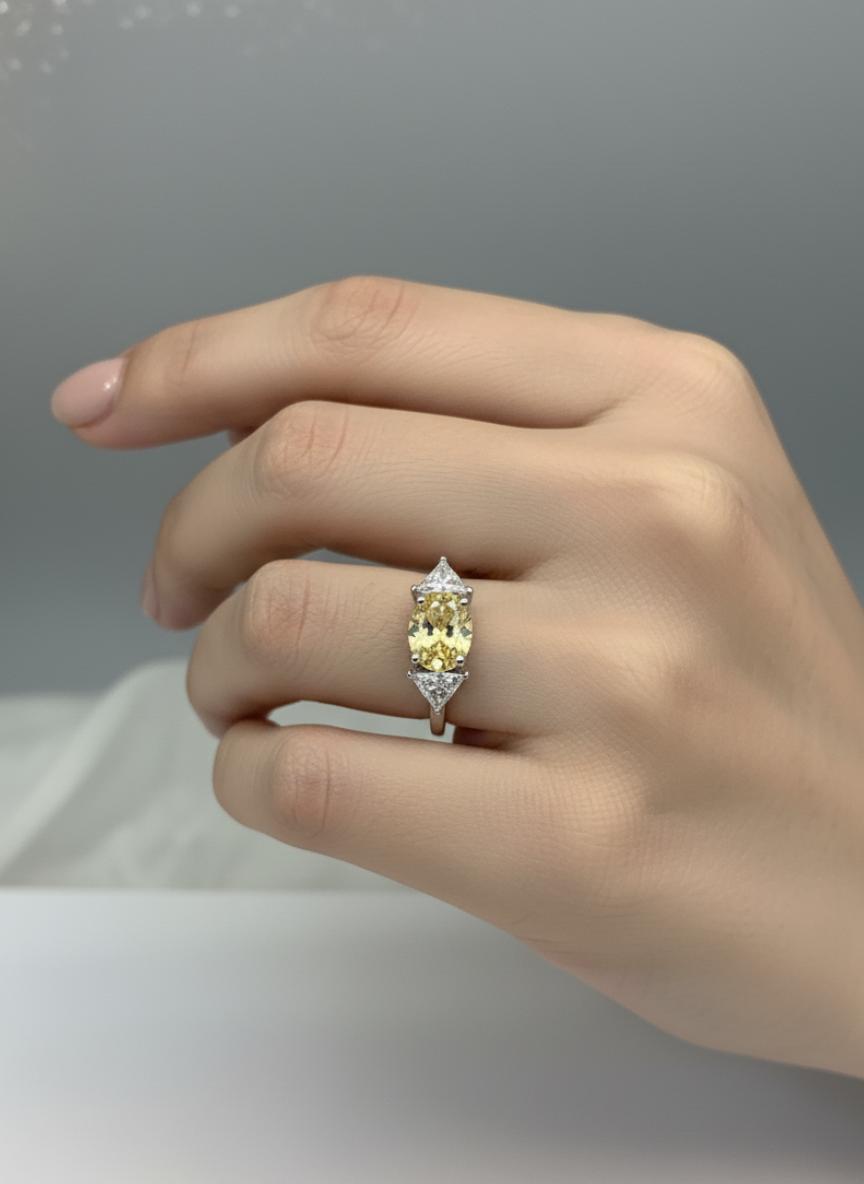 Trillion-Cut Accent Yellow Cubic Zirconia Silver Ring - Image 4