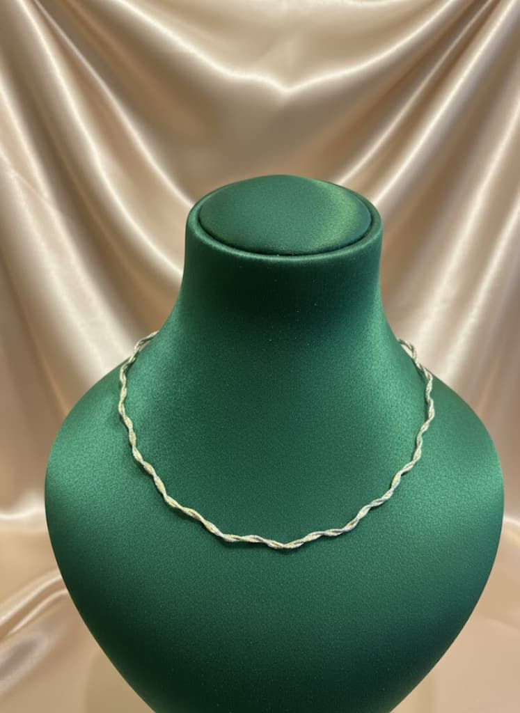 Two Tone Twisted Hasli Necklace